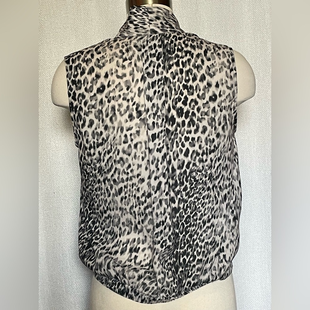 Brochu Walker snow leopard print top - Picture 2 of 5